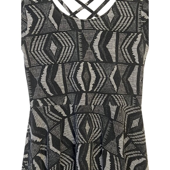 Aeropostale Women's Medium Black & White Geometric  Boho Fit & Flare Mini Dress - Picture 4 of 16